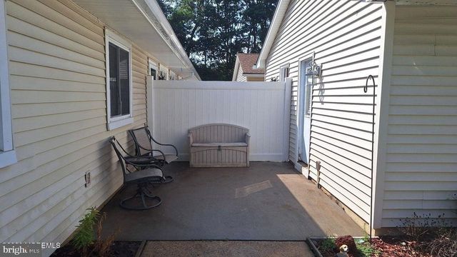 16 DEBBIE DR #5101, Brick, NJ 08724
