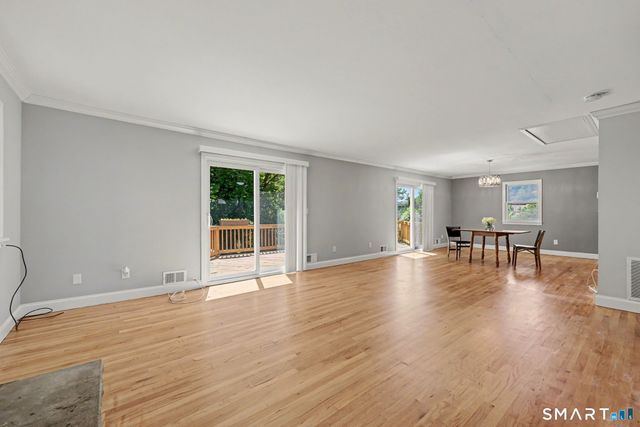 22 Nedley Lane, Greenwich, CT 06831
