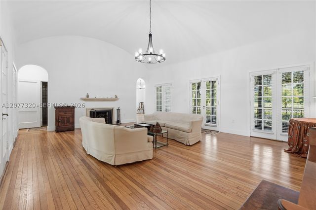 665 N Greenway Dr, Coral Gables, FL 33134