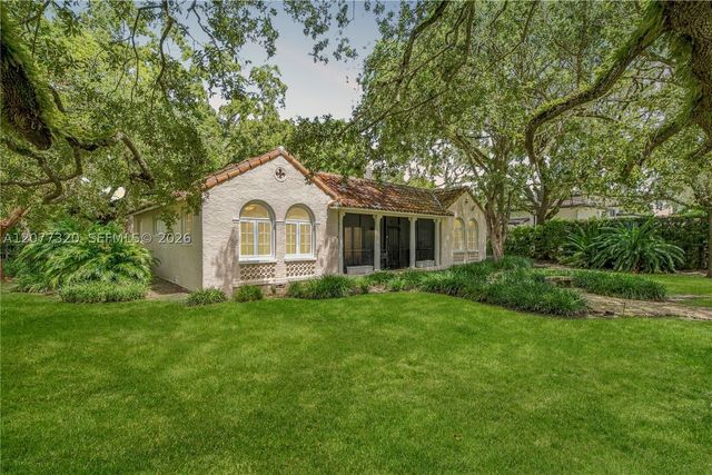665 N Greenway Dr, Coral Gables, FL 33134