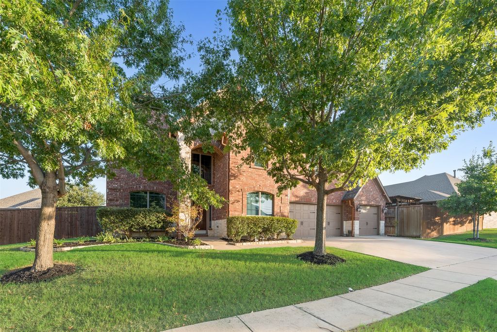 1114 Eastwick Drive, Roanoke, TX 76262 — photo 3