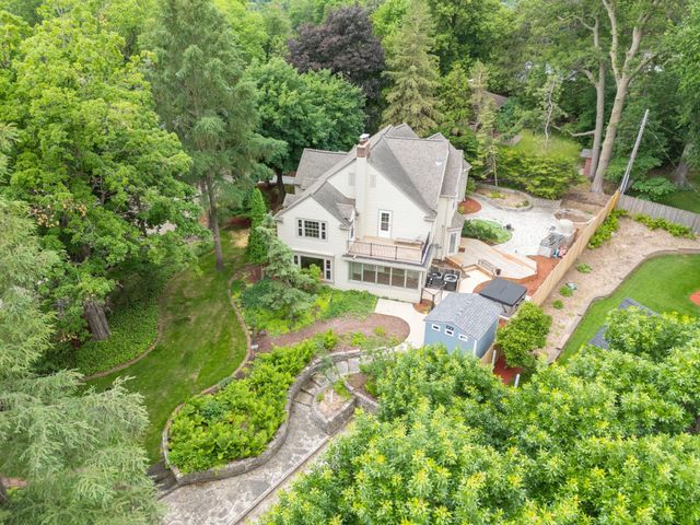 1118 Plummer Circle SW, Rochester, MN 55902