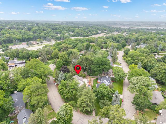 1118 Plummer Circle SW, Rochester, MN 55902