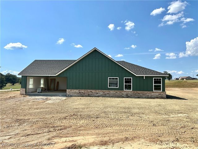 211 Blackstone Drive, Wister, OK 74966