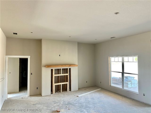 211 Blackstone Drive, Wister, OK 74966