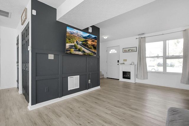 598 Jameson Street, Ashville, OH 43103