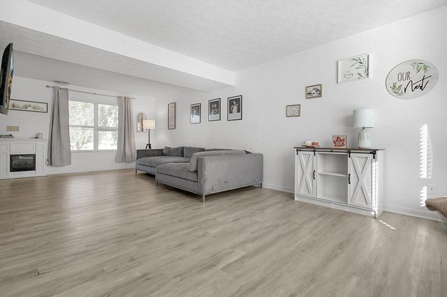 598 Jameson Street, Ashville, OH 43103