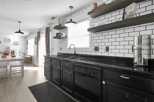 598 Jameson Street, Ashville, OH 43103