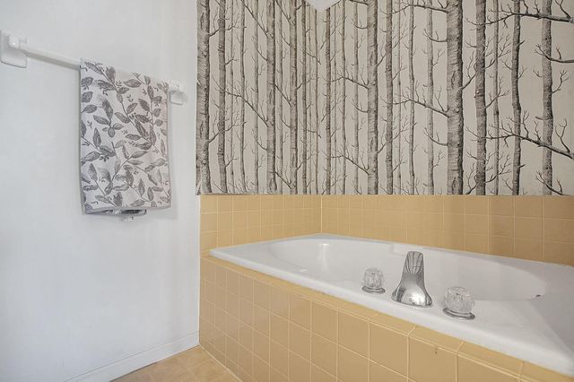 598 Jameson Street, Ashville, OH 43103