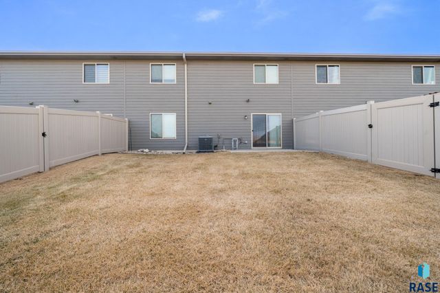 516 S Mary Gene Ave Avenue, Sioux Falls, SD 57106