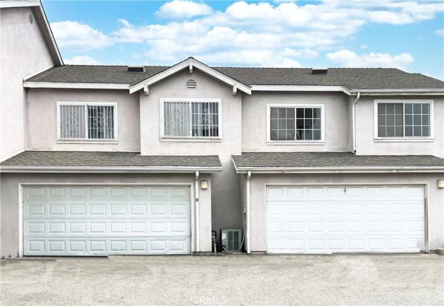 820 W Compton 16, Compton, CA 90220
