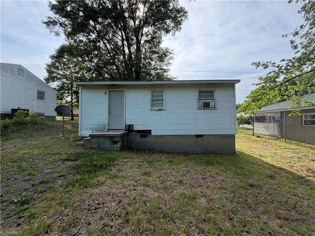 1015 Moody Street, Greensboro, NC 27401