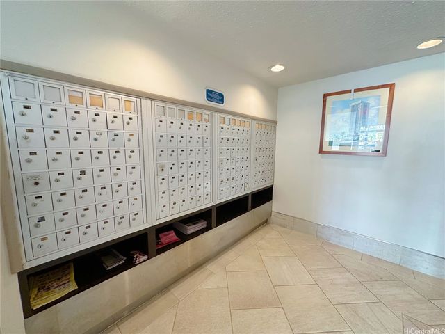 1925 Kalakaua Avenue 1905, Honolulu, HI 96815