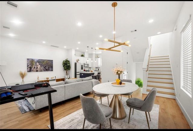 2902 Rosalie, Houston, TX 77004