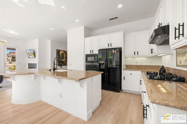 65 Shoreline Drive, Rancho Mirage, CA 92270