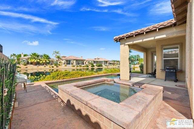 65 Shoreline Drive, Rancho Mirage, CA 92270