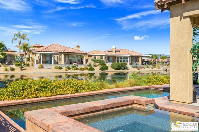 65 Shoreline Drive, Rancho Mirage, CA 92270