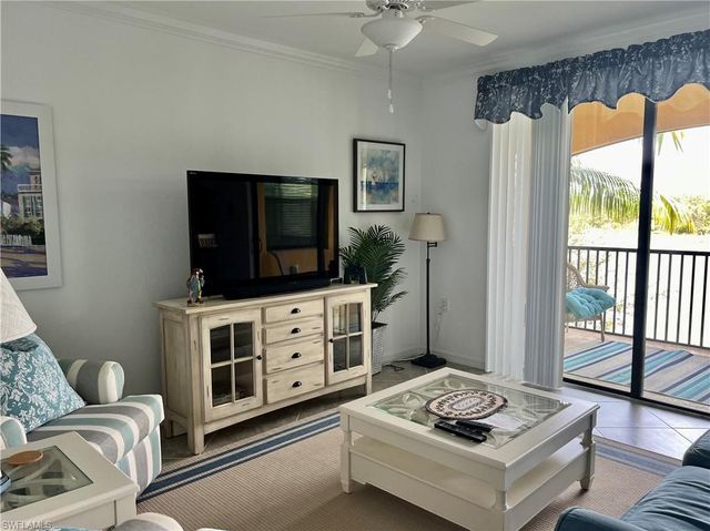 9584 Trevi CT 5223, Naples, FL 34113