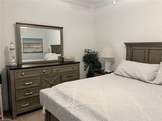 9584 Trevi CT 5223, Naples, FL 34113