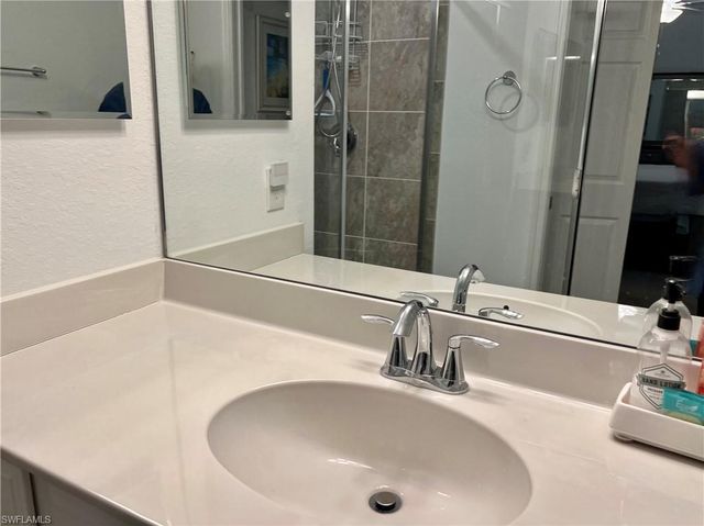 9584 Trevi CT 5223, Naples, FL 34113