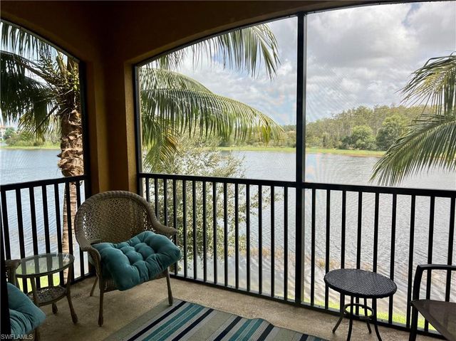 9584 Trevi CT 5223, Naples, FL 34113