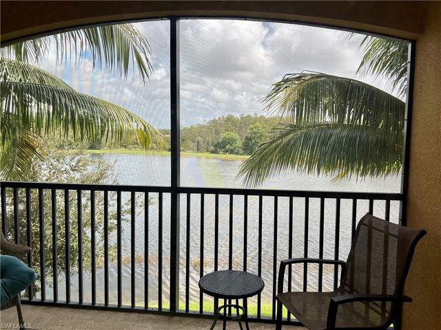 9584 Trevi CT 5223, Naples, FL 34113