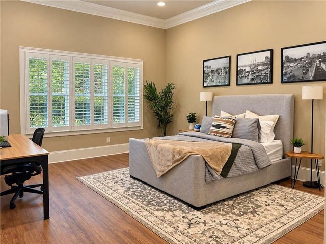 320 Wisteria Circle, Roswell, GA 30076