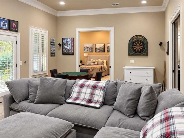 320 Wisteria Circle, Roswell, GA 30076