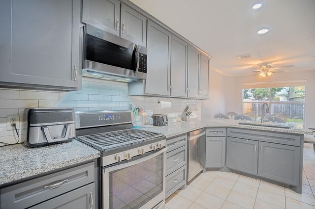 2322 Hadden Hollow Drive, Houston, TX 77067