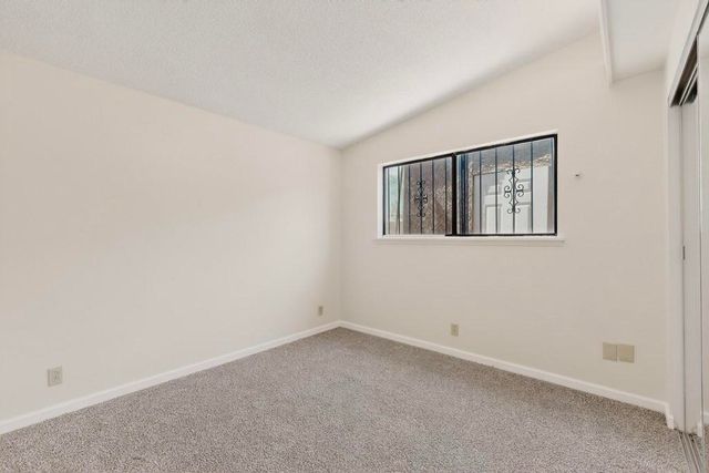 305 Moon Street NE, Albuquerque, NM 87123