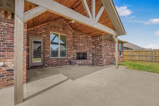 18528 E 46th Street S, Tulsa, OK 74134