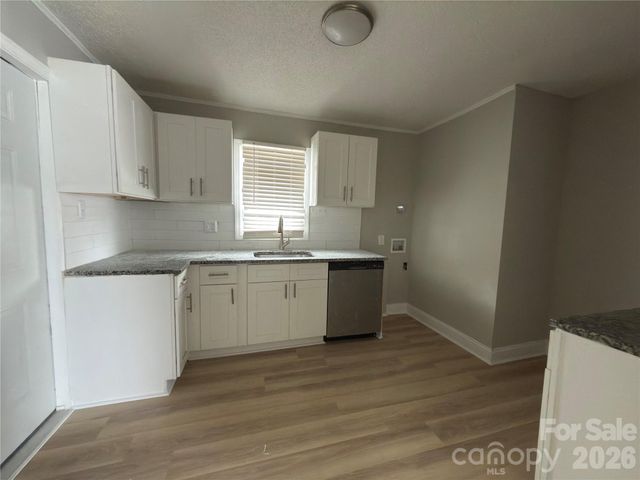 2431 Carmine Street, Charlotte, NC 28206