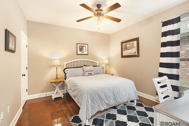 13275 Brookcrest Dr, Walker, LA 70785