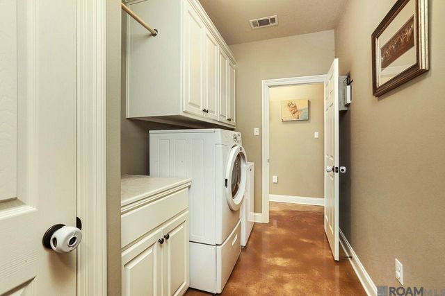 13275 Brookcrest Dr, Walker, LA 70785