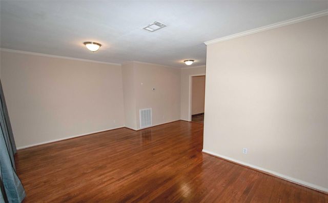 1430 Cheshire Lane, Houston, TX 77018