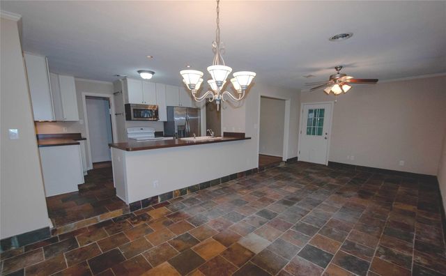 1430 Cheshire Lane, Houston, TX 77018