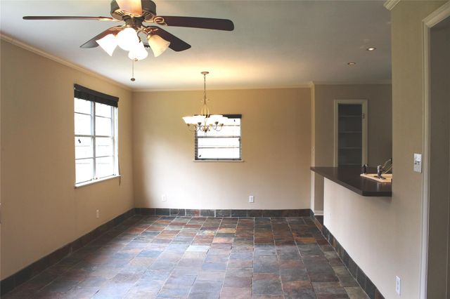 1430 Cheshire Lane, Houston, TX 77018