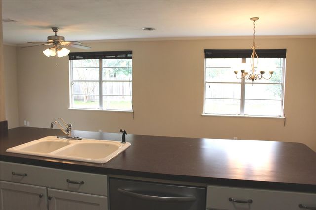 1430 Cheshire Lane, Houston, TX 77018