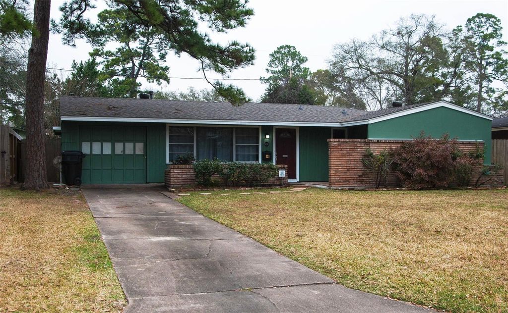 1430 Cheshire Lane, Houston, TX 77018