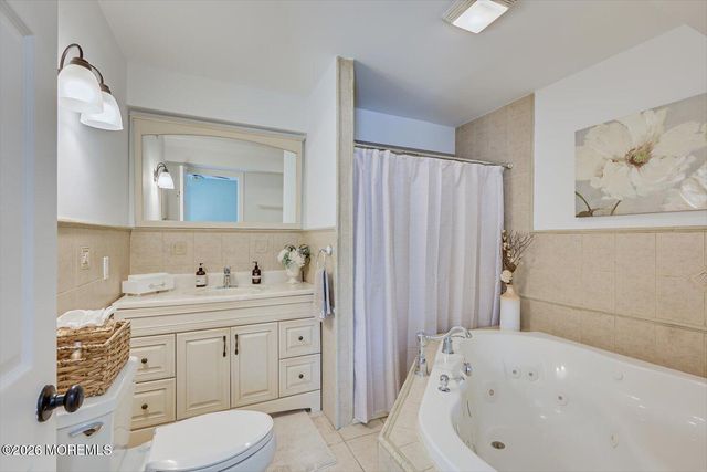 11 Quailtree Lane, Howell, NJ 07731