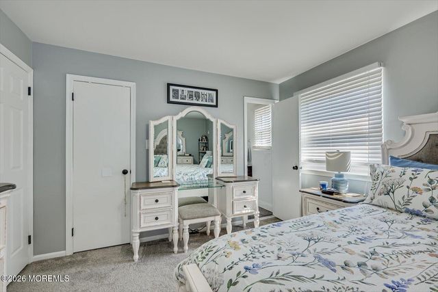 11 Quailtree Lane, Howell, NJ 07731