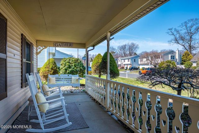 11 Quailtree Lane, Howell, NJ 07731