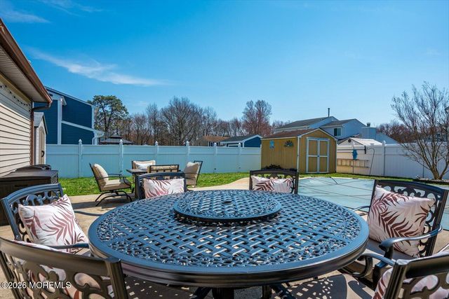 11 Quailtree Lane, Howell, NJ 07731