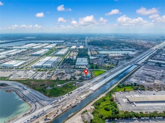 13800 NW 112th Ave, Hialeah Gardens, FL 33018