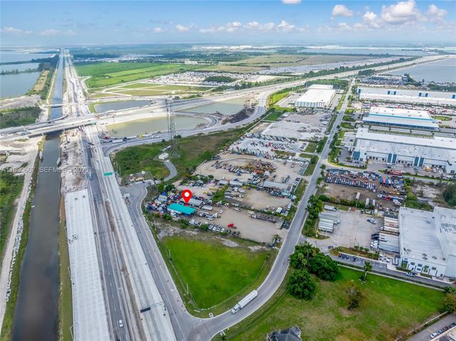 13800 NW 112th Ave, Hialeah Gardens, FL 33018