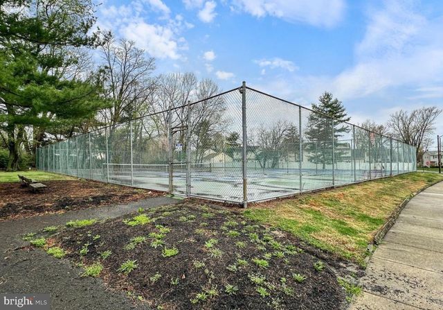 13 GRATZ COURT, Cherry Hill, NJ 08002