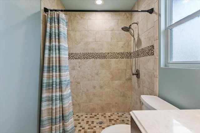 2650 GLENWOOD AVENUE, New Smyrna Beach, FL 32168