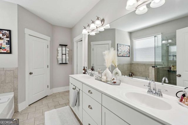 4006 Glendianne Way, Powder Springs, GA 30127