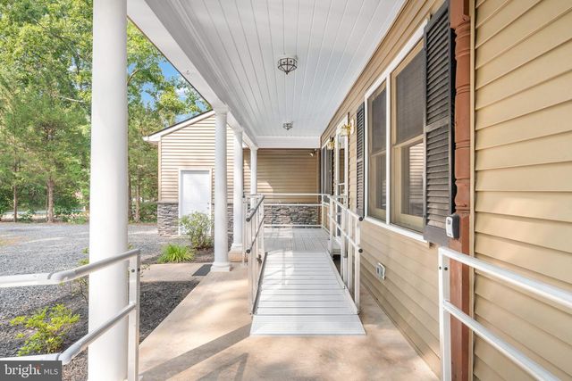 122 YORKTOWN BLVD, Locust Grove, VA 22508