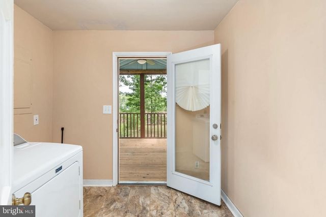 122 YORKTOWN BLVD, Locust Grove, VA 22508